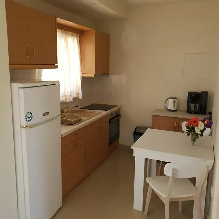 Angelika House 1 Apartament Marathias